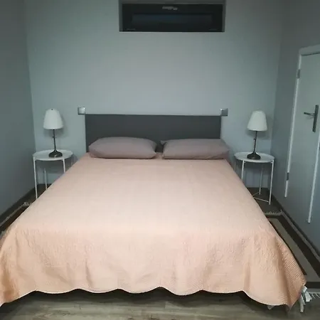 Casa Sr. Chico 3* الفارينغا